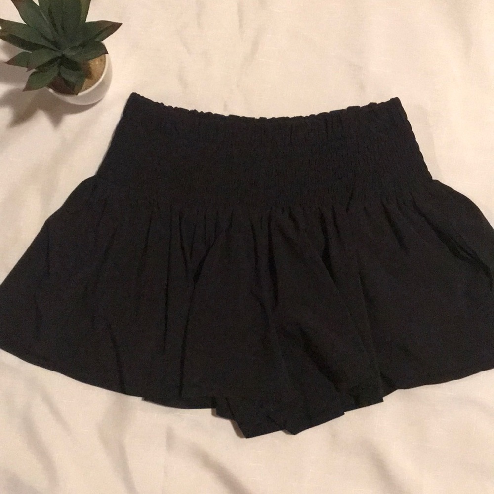 Lululemon Flowy Black Shorts